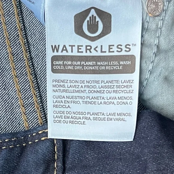 🆕Levi's 711 Skinny Mid Rise Women's Jeans Dark Wash Blue Size 2 Medium 26x30 - Picture 9 of 9